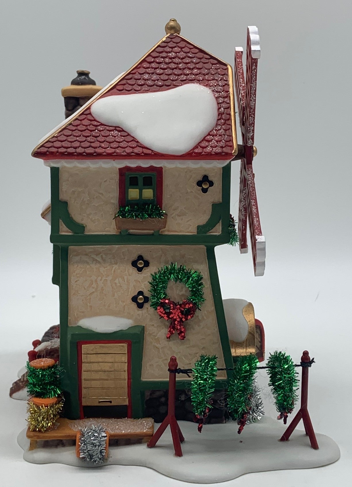 Dept 56- North Pole 