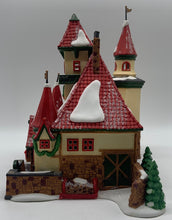 Load image into Gallery viewer, Dept 56- North Pole &quot;Route 1, North Pole - Home of Mr. &amp; Mrs. Claus&quot;
