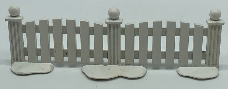 Dept 56- Village Accessories "Village Picket Fence" accessory single piece