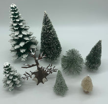 Load image into Gallery viewer, Dept 56- Set of assorted trees
