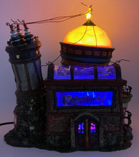 Load image into Gallery viewer, Dept 56- Halloween &quot;Dr. Lunatics Laboratory&quot;
