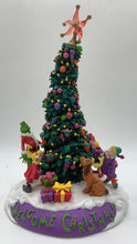 Load image into Gallery viewer, Dept 56- How the Grinch Stole Christmas "Welcome Christmas" 
