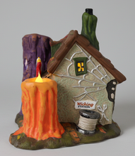 Load image into Gallery viewer, Dept 56- Halloween "Wicked Wax Works"
