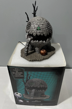 Load image into Gallery viewer, Department 56- The Nightmare Before Christmas "The Lizard House"
