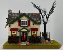 Load image into Gallery viewer, Dept 56- SV Halloween "Hauntsburg House"
