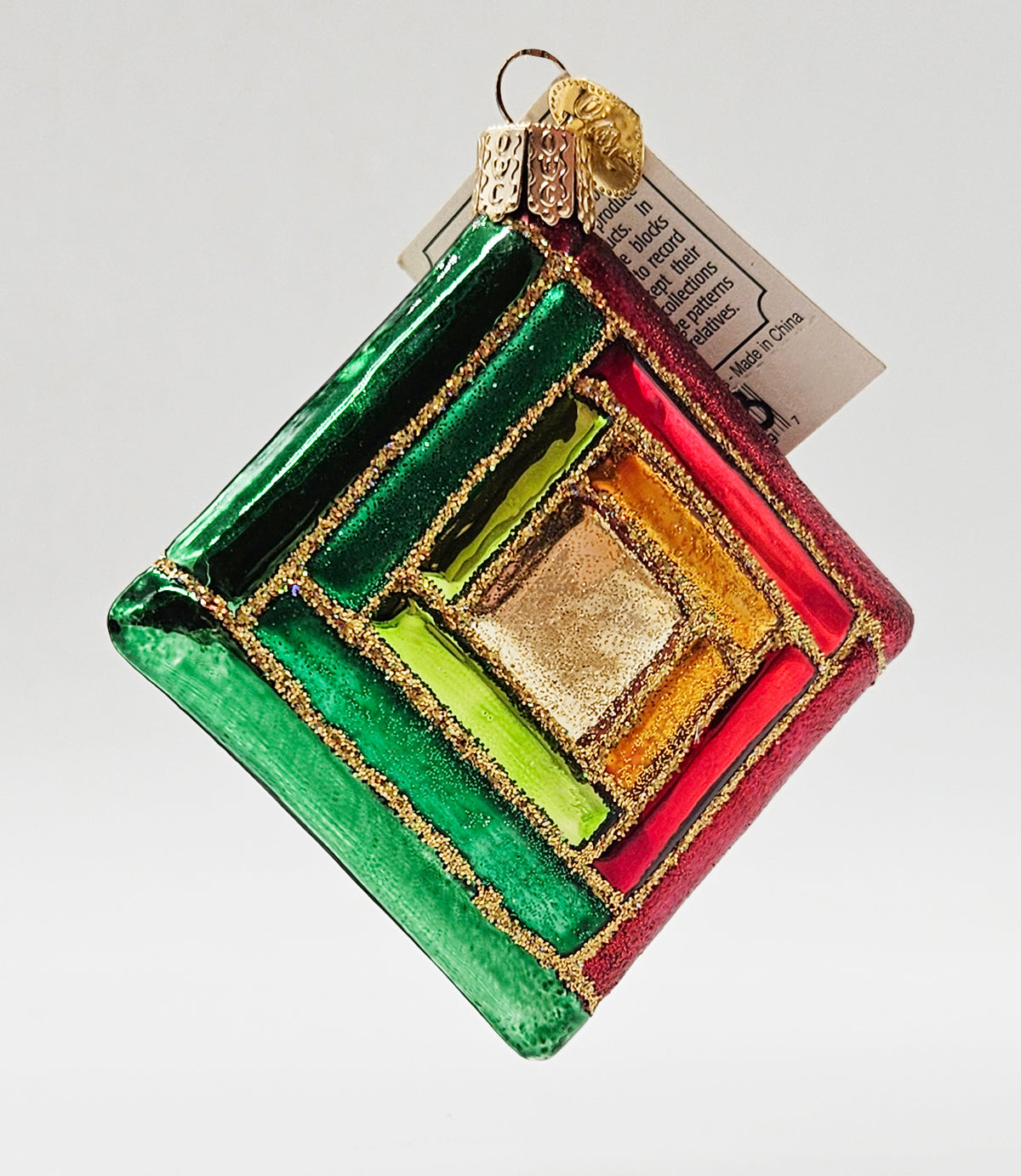 Old World Christmas Quilt Square ornament #32149 – front ornament view