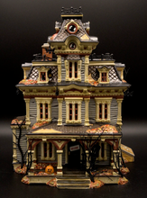 Load image into Gallery viewer, Dept 56 SV Halloween &quot;Grimsly Manor&quot; 55004
