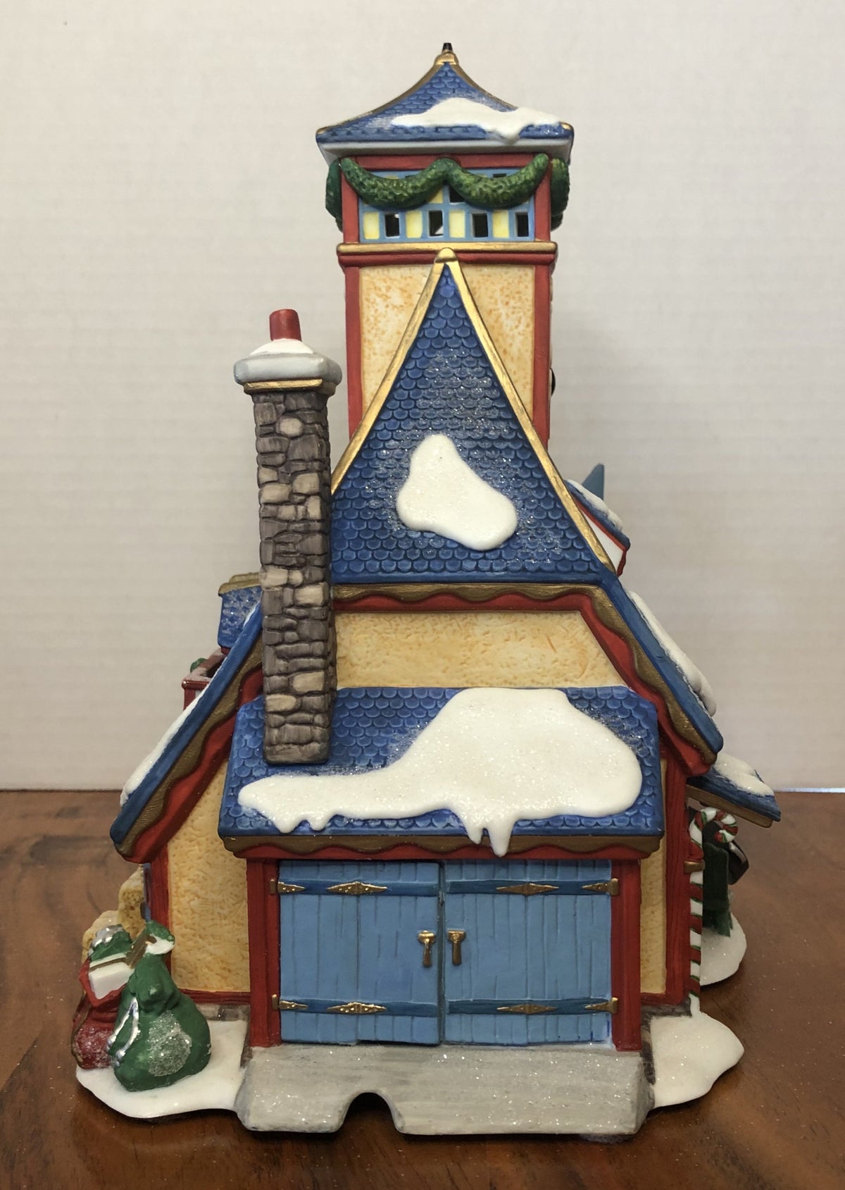 Retired Department 56- North Pole "Santa's Sleigh Launch" 