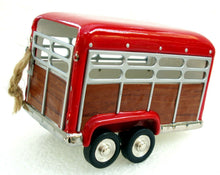 Load image into Gallery viewer, Department 56- Snow Village &quot;Buck&#39;s County Horse Trailer&quot;
