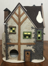 Load image into Gallery viewer, Department 56-Dickens&#39; Village &quot;Kingsford&#39;s Brew House&quot;
