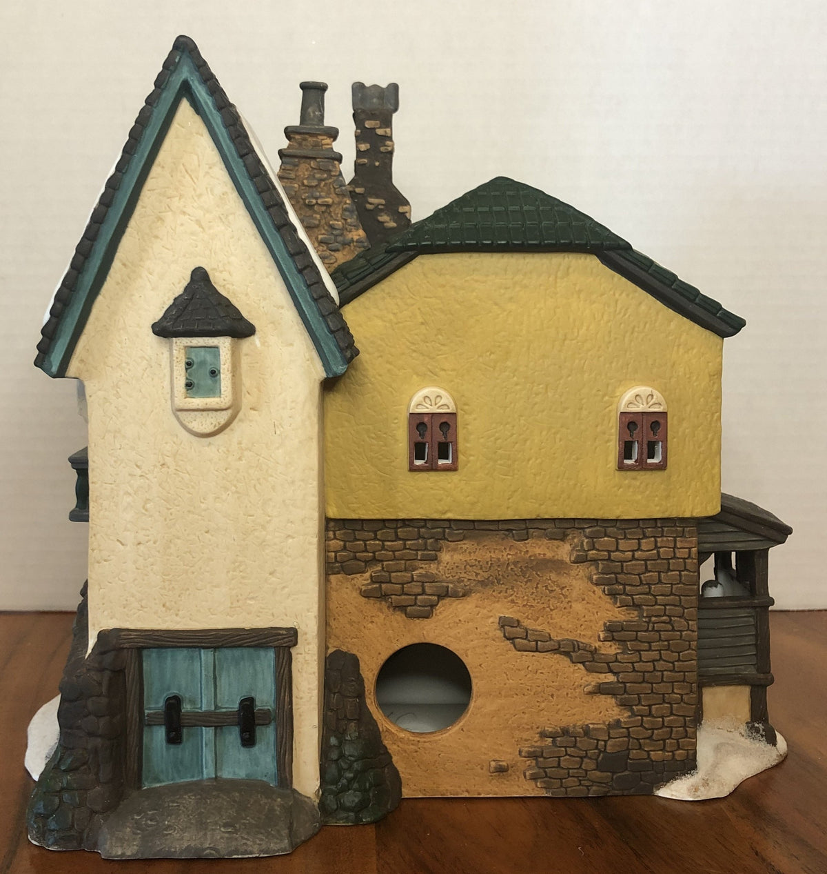 Department 56- Dickens' Village "The Grapes Inn"