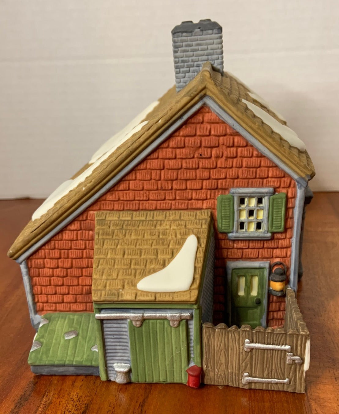 Department 56- New England Village "Shingle Creek House" 