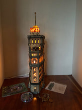 Load image into Gallery viewer, Dept 56- Christmas in the City &quot;The Times Tower&quot;
