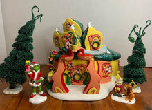 Load image into Gallery viewer, Department 56-  Grinch Village &quot;Cindy Lou Who&#39;s House&quot;
