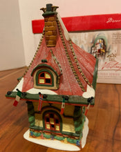 Load image into Gallery viewer, Department 56- North Pole &quot;Santa&#39;s Visiting Center&quot; Gift Set side
