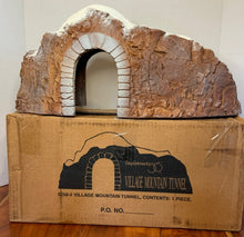 Load image into Gallery viewer, Dept 56- Village &quot;Mountain Tunnel&quot;
