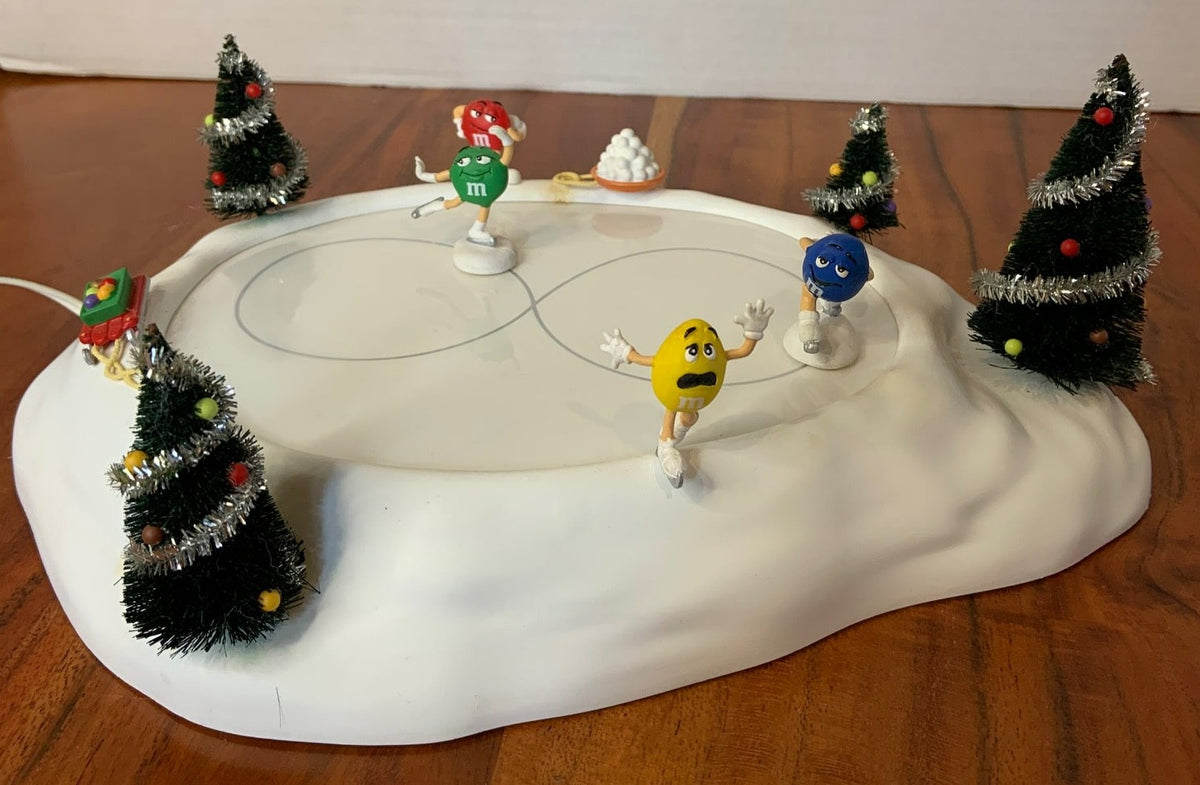 Dept 56- North Pole "M&M's Fun on Ice" 