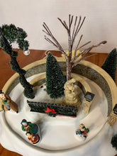 Load image into Gallery viewer, Dept 56. DICKENS&#39; &quot;A caroling we shall go&quot; Top
