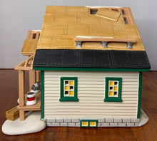 Load image into Gallery viewer, Dept 56- Snow Village &quot;A Home in the Making&quot;  side

