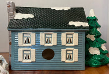 Load image into Gallery viewer, Dept 56- Snow Village &quot;Springfield House&quot; Back
