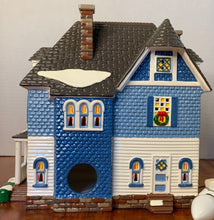 Load image into Gallery viewer, Dept 56. Snow Village &quot;Shingle Victorian&quot; Back
