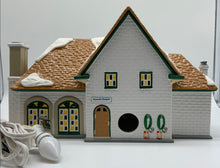 Load image into Gallery viewer, Retired Department 56- Snow Village &quot;Linden Hills Country Club&quot;
