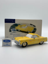 Load image into Gallery viewer, Dept 56- Snow Village &quot;1955 Ford Automobiles&quot; accessory
