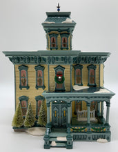 Load image into Gallery viewer, Dept 56- Snow Village &quot;Italiante Villa&quot;
