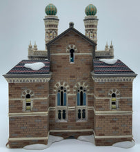 Load image into Gallery viewer, Dept 56- Christmas in the City "Central Synagogue" back
