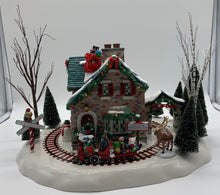 Load image into Gallery viewer, Dept 56- Snow Village &quot;Santa&#39;s Wonderland House&quot; 
