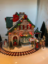 Load image into Gallery viewer, Retired Department 56- Snow Village &quot;Santa&#39;s Wonderland House&quot; 
