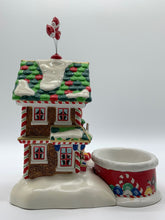 Load image into Gallery viewer, Dept 56- M&amp;M&#39;s &quot;Christmas Candy Shop&quot;
