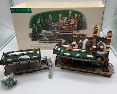 Dept 56- Dickens' Village 