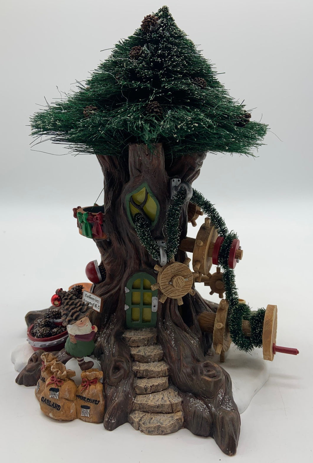 Dept 56- North Pole Woods 