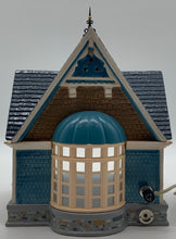 Load image into Gallery viewer, Department 56- Snow Village &quot;Roosevelt Park Band Shell&quot;
