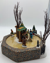 Load image into Gallery viewer, Retired Dept 56- Dickens&#39; Village &quot;Town Square Market&quot; animated accessory
