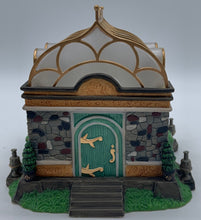 Load image into Gallery viewer, Department 56- Dickens&#39; Village &quot;Lilycott Garden Conservatory&quot;
