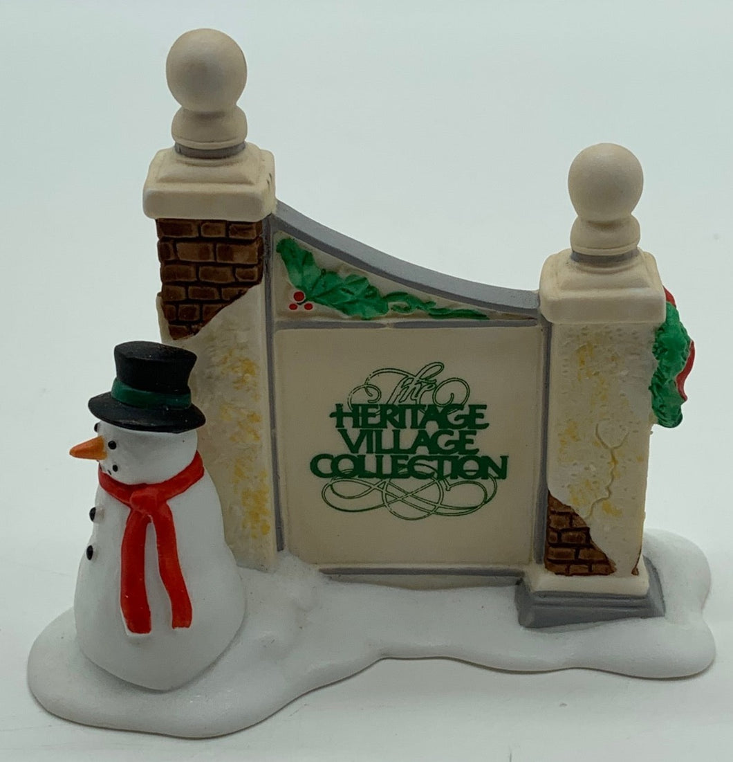 Dept 56- Heritage Village 
