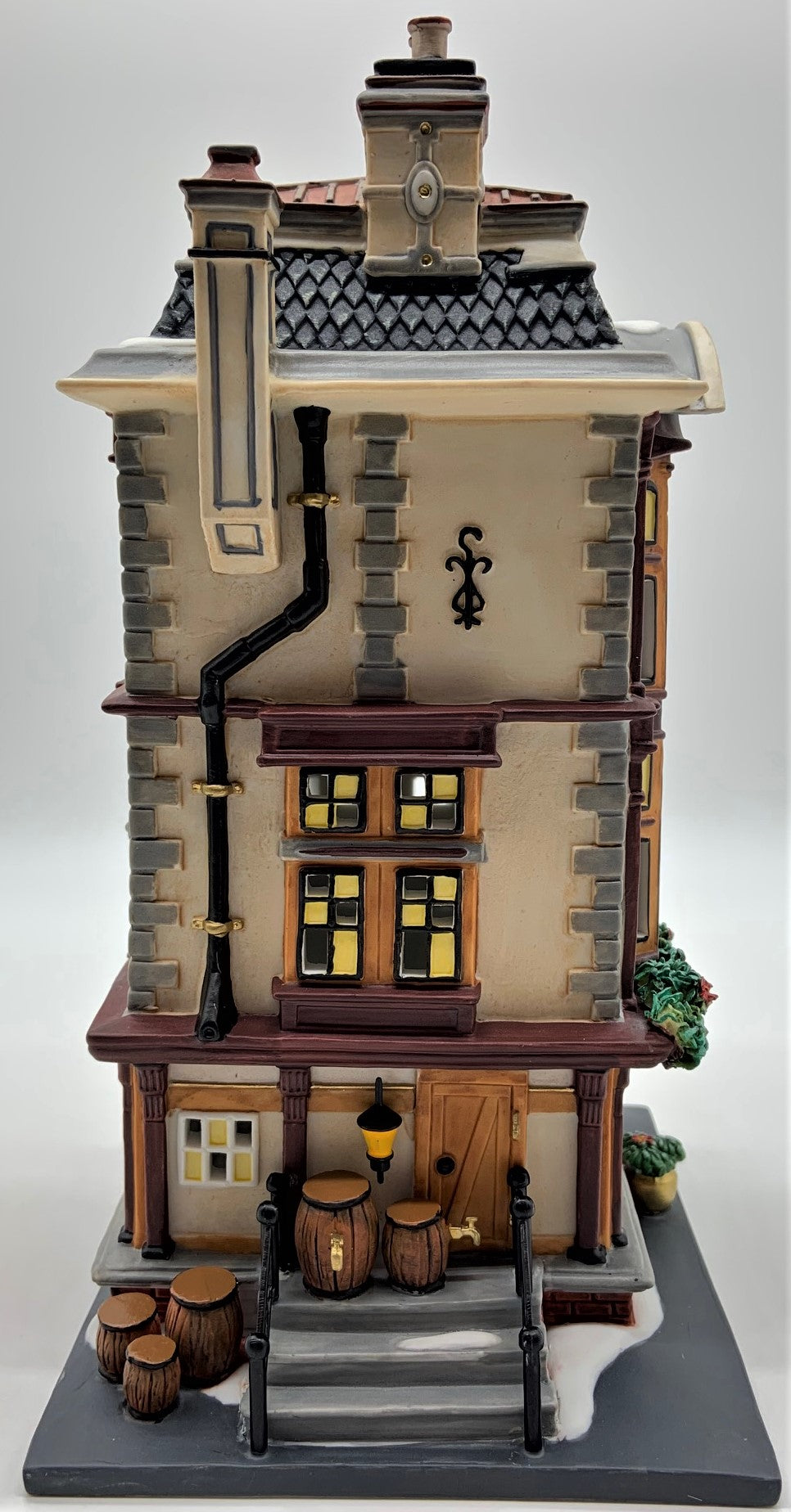 Dept 56- Dickens' Village "The Red Lion Pub"