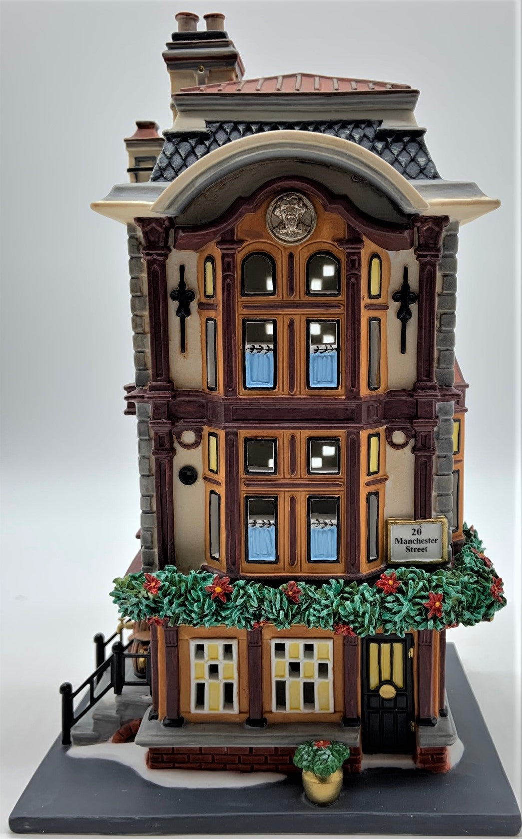 Retired Dept 56- Dickens' Village "The Red Lion Pub"