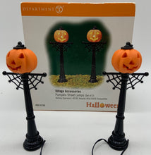 Load image into Gallery viewer, Department 56- Halloween &quot;Pumpkin Street Lamps&quot;
