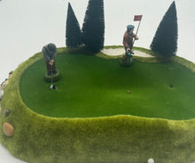 Load image into Gallery viewer, Dept 56- Village Animated "Perfect Putt" golf
