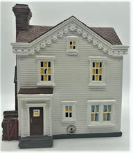 Load image into Gallery viewer, Retired Dept 56- Snow Village &quot;Year Round Holiday House&quot;
