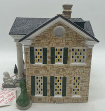 Load image into Gallery viewer, Retired Dept 56- Snow Village &quot;Elvis Presley&#39;s Graceland&quot; Gift Set
