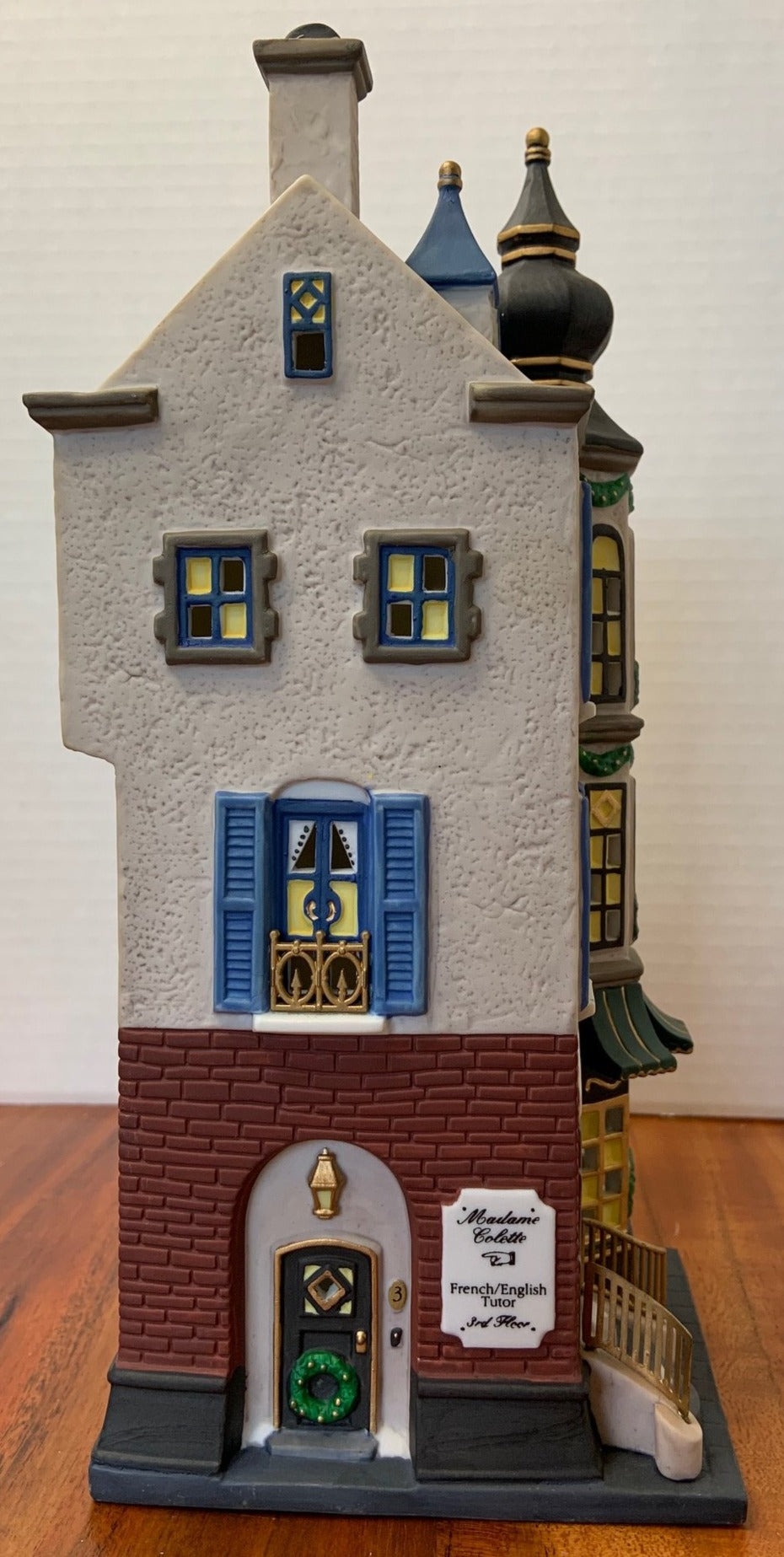 Department 56 CIC Cafe' Caprice French Restaurant side