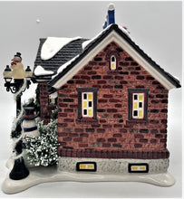 Load image into Gallery viewer, Dept 56- Snow Village &quot;The Snowman House&quot;
