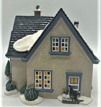 Load image into Gallery viewer, Dept 56- Snow Village &quot;Hidden Ponds House&quot;
