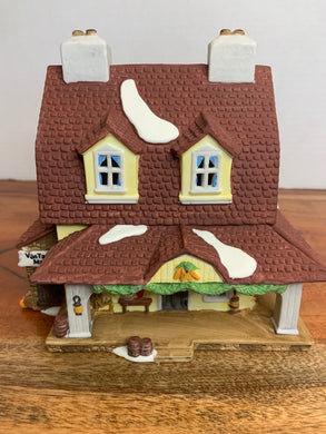 Department 56 New England Village Van Tassel Manor
