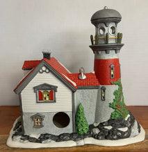 Load image into Gallery viewer, Department 56  New England Village Pigeonhead Lighthouse back
