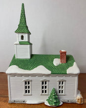 Load image into Gallery viewer, Retired Dept 56 New England Village
